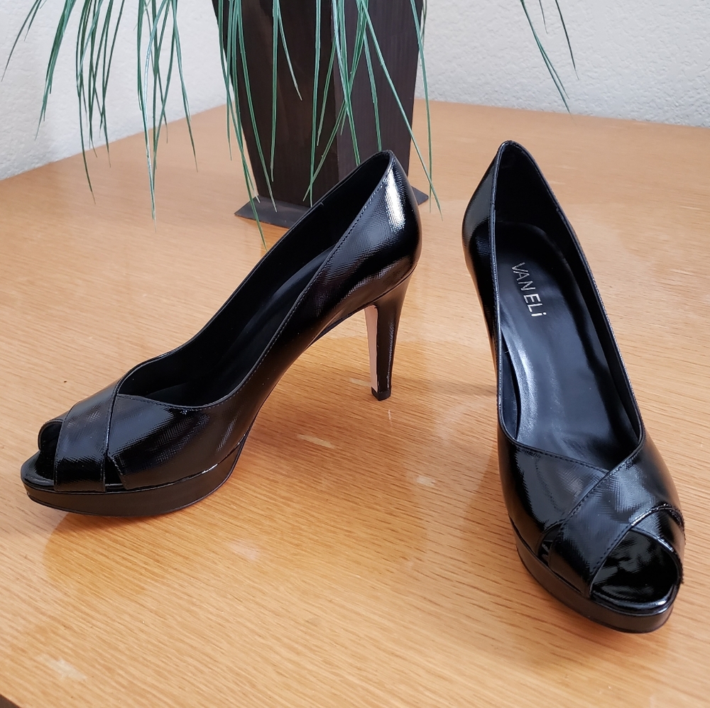 VANELI Black Heels